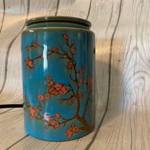 Scentsy Warmer; New in box